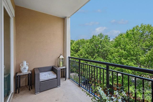4625 Piedmont Row Drive 417, Charlotte, NC 28210