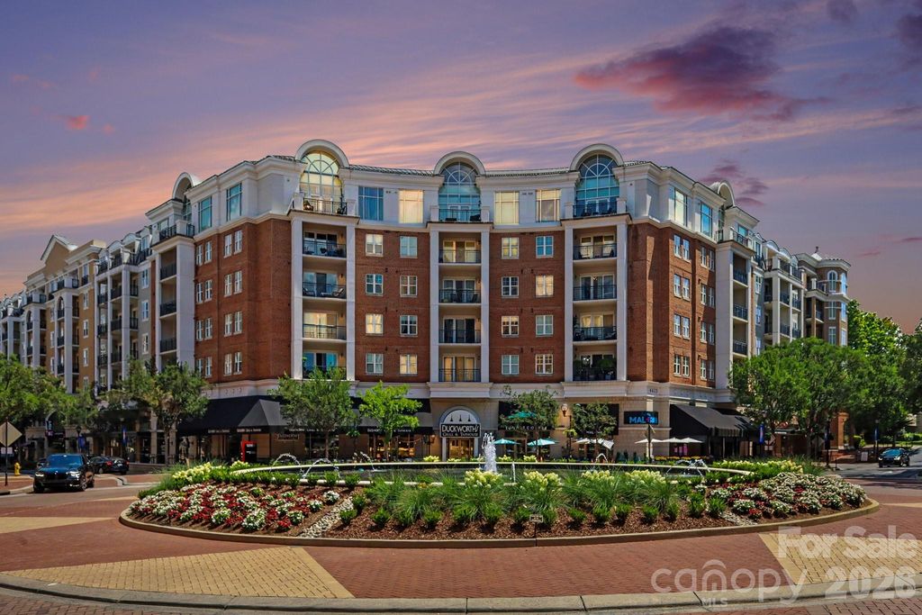 4625 Piedmont Row Drive 417, Charlotte, NC 28210