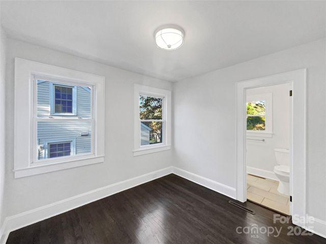 252 N Patterson Street, Statesville, NC 28677