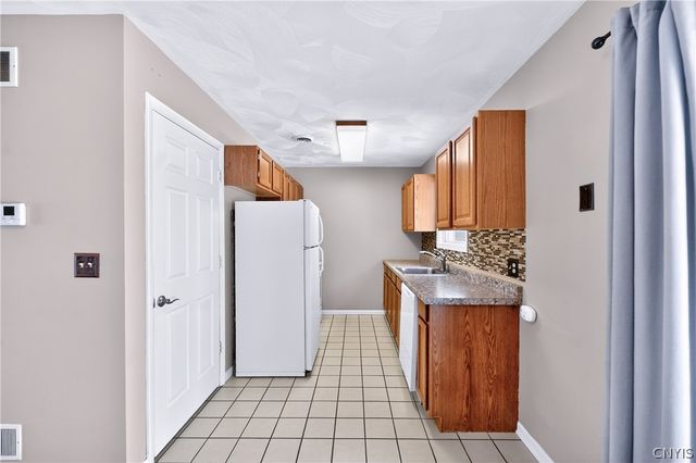 916 Mildred Avenue 914, Utica, NY 13502