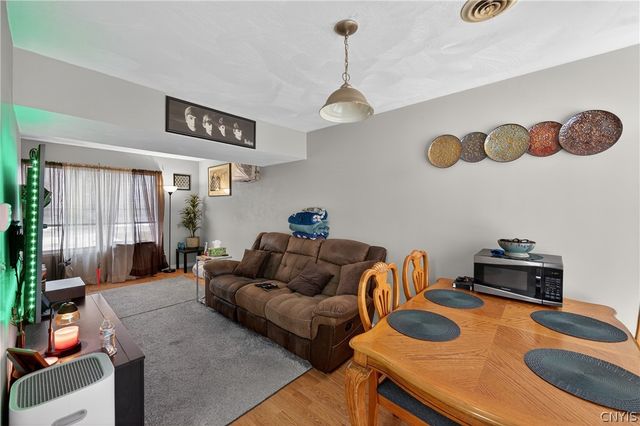 916 Mildred Avenue 914, Utica, NY 13502