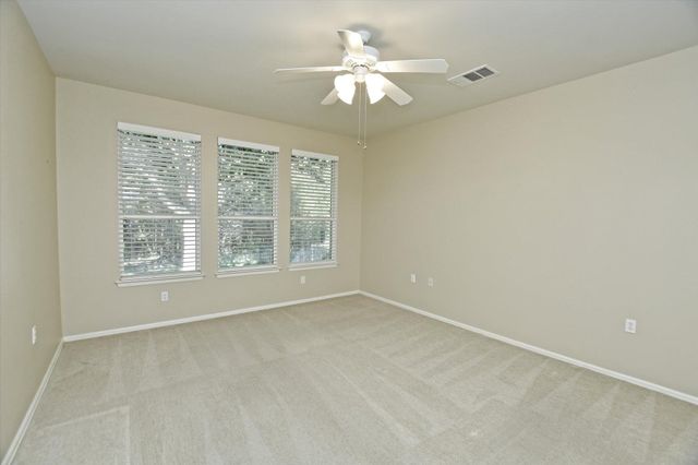 702 Independence Creek LN, Georgetown, TX 78633