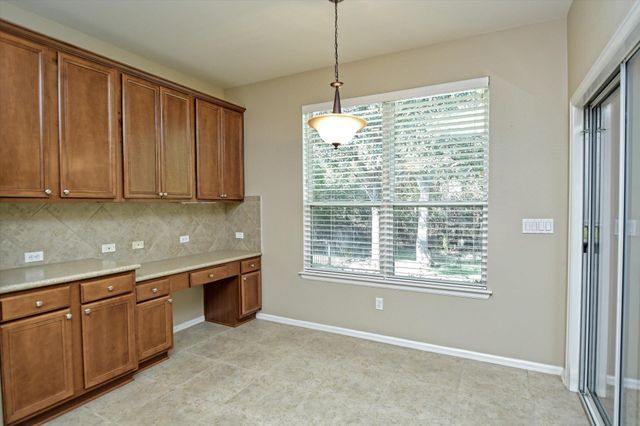 702 Independence Creek LN, Georgetown, TX 78633