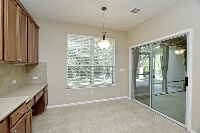 702 Independence Creek LN, Georgetown, TX 78633