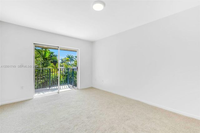 15391 S Dixie Hwy 60 Hwy 60, Palmetto Bay, FL 33157