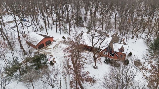 385 W 900 N, Wheatfield, IN 46392