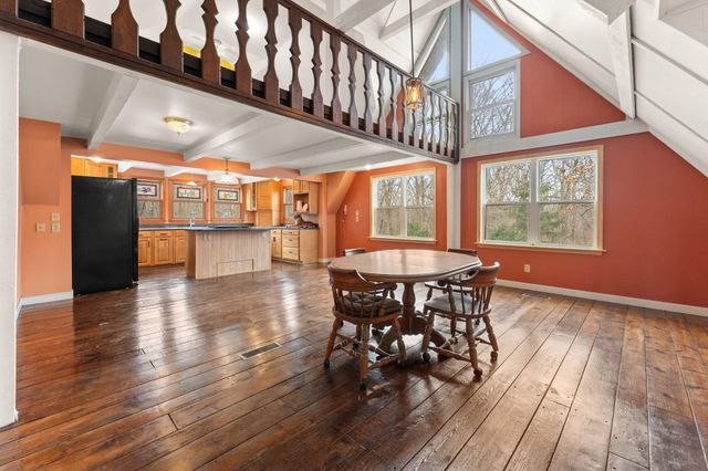 385 W 900 N, Wheatfield, IN 46392