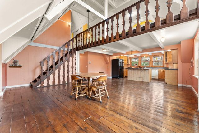 385 W 900 N, Wheatfield, IN 46392