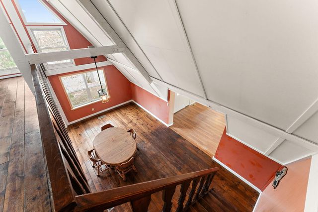 385 W 900 N, Wheatfield, IN 46392