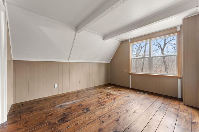 385 W 900 N, Wheatfield, IN 46392