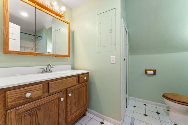 385 W 900 N, Wheatfield, IN 46392