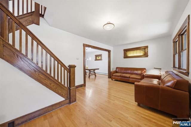 37 Buena Vista Avenue, Hawthorne, NJ 07506