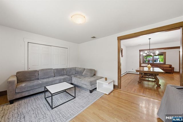 37 Buena Vista Avenue, Hawthorne, NJ 07506