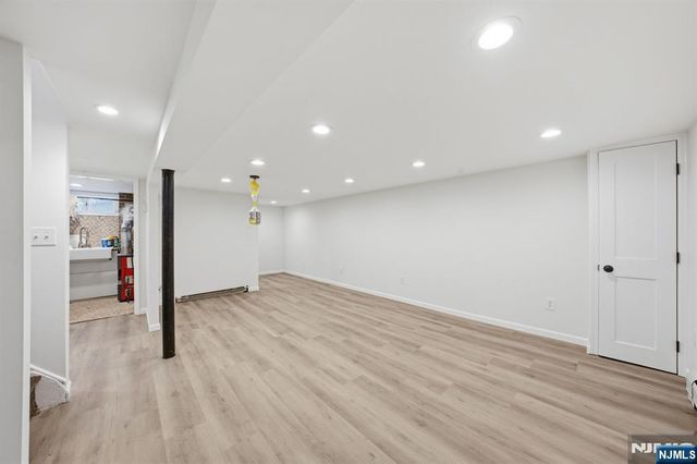 37 Buena Vista Avenue, Hawthorne, NJ 07506