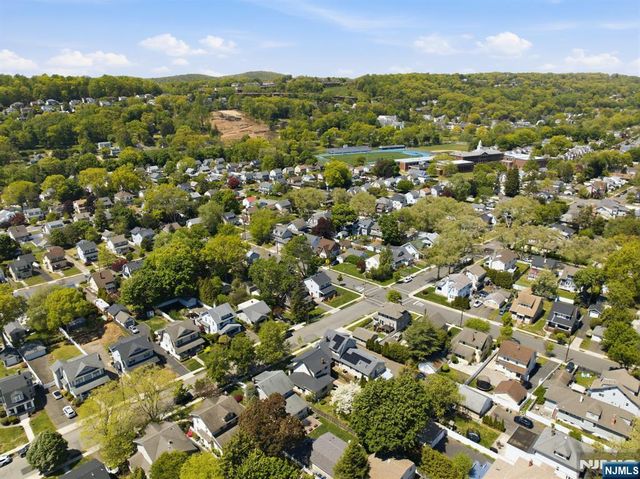 37 Buena Vista Avenue, Hawthorne, NJ 07506