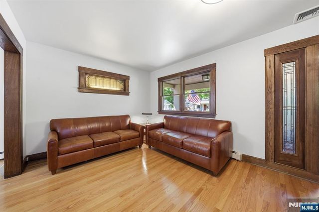 37 Buena Vista Avenue, Hawthorne, NJ 07506