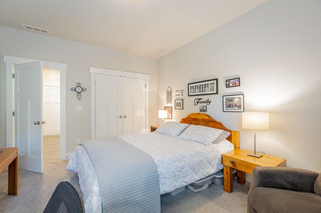 7587 Highborne Lane, Ooltewah, TN 37363