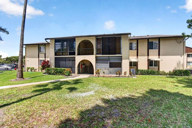 314 Pine Ridge Circle A1, Greenacres, FL 33463