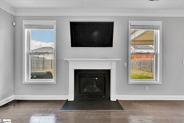 845 Deepwood Court, Boiling Springs, SC 29316