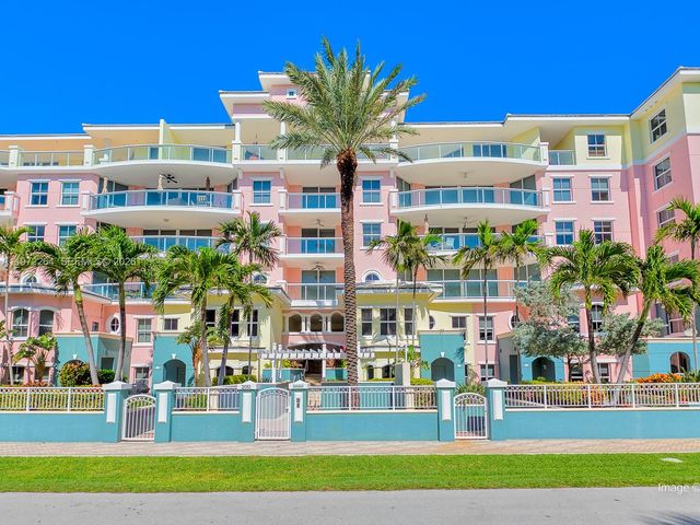 2051 SE 3rd St TH11, Deerfield Beach, FL 33441