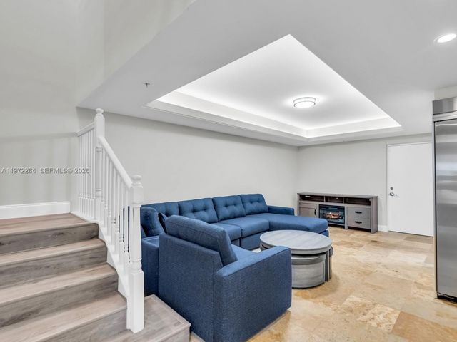 2051 SE 3rd St TH11, Deerfield Beach, FL 33441