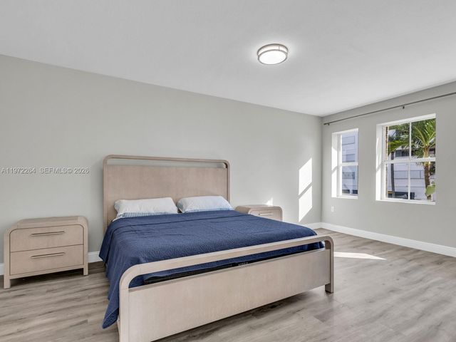 2051 SE 3rd St TH11, Deerfield Beach, FL 33441