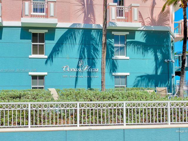 2051 SE 3rd St TH11, Deerfield Beach, FL 33441