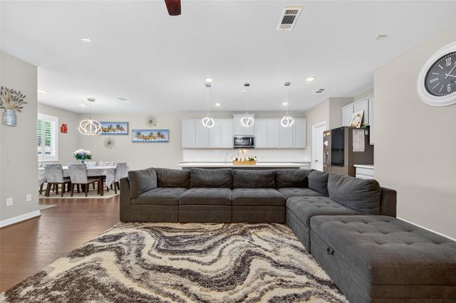 2726 Tumlinson Drive, Fresno, TX 77545