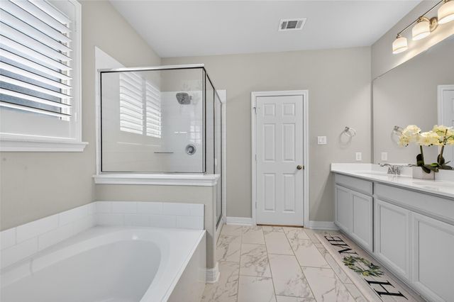 2726 Tumlinson Drive, Fresno, TX 77545