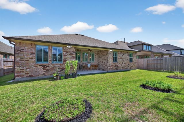 2726 Tumlinson Drive, Fresno, TX 77545