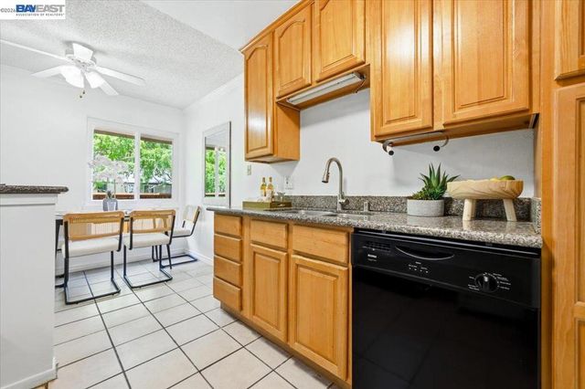 3033 Los Prados Street 230, San Mateo, CA 94403