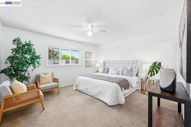 3033 Los Prados Street 230, San Mateo, CA 94403
