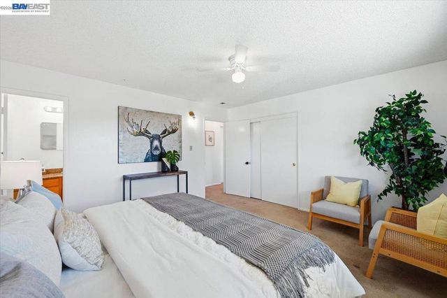 3033 Los Prados Street 230, San Mateo, CA 94403
