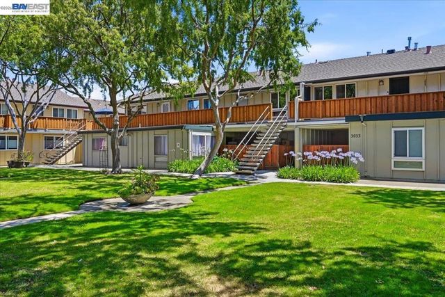 3033 Los Prados Street 230, San Mateo, CA 94403