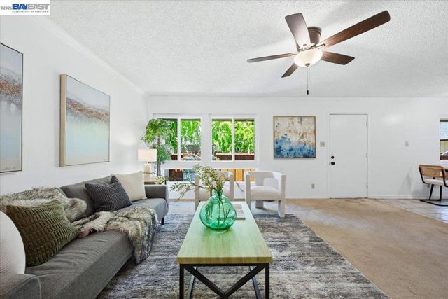 3033 Los Prados Street 230, San Mateo, CA 94403