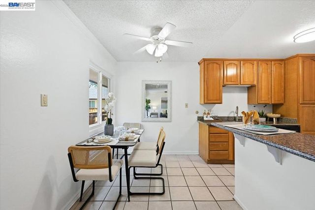 3033 Los Prados Street 230, San Mateo, CA 94403