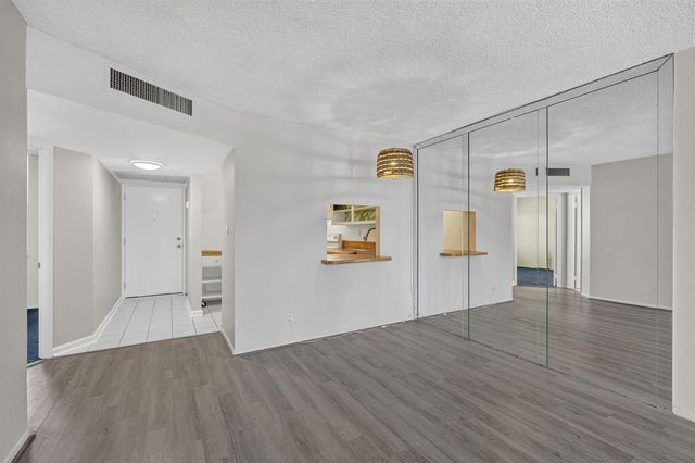 4501 NE 21st Avenue 208, Fort Lauderdale, FL 33308