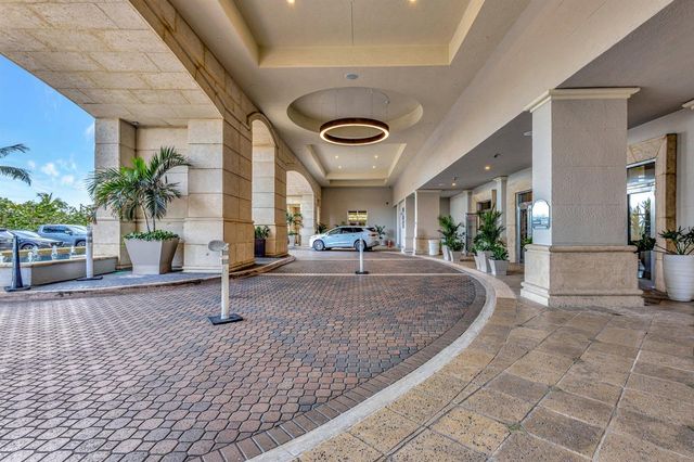 3800 N Ocean Drive 452, Singer Island, FL 33404