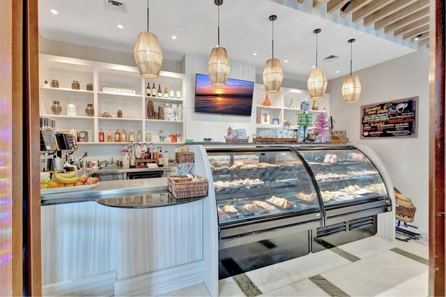 3800 N Ocean Drive 452, Singer Island, FL 33404
