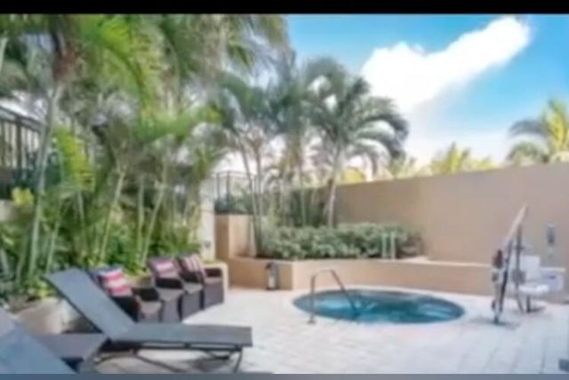 3800 N Ocean Drive 452, Singer Island, FL 33404