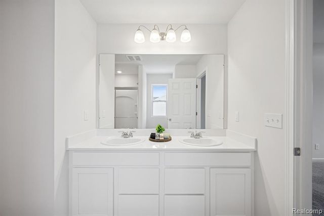 54789 Mockingbird, Chesterfield, MI 48047