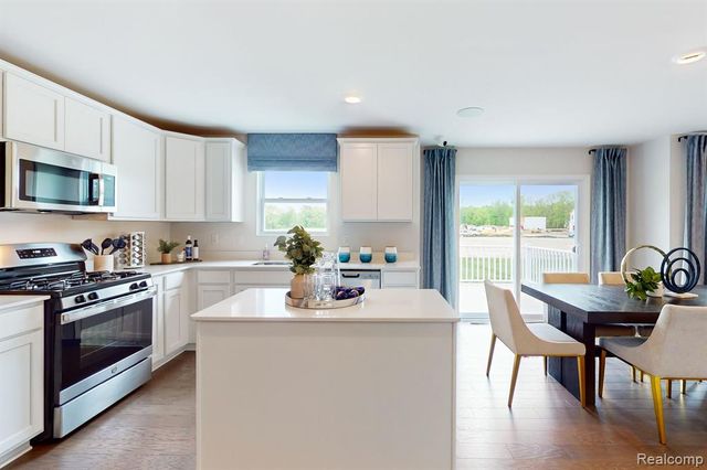 54789 Mockingbird, Chesterfield, MI 48047