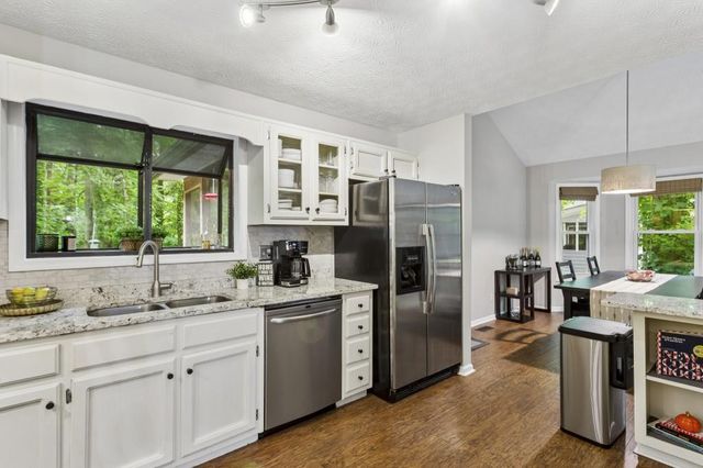 696 Cades Cove Court, Austell, GA 30106