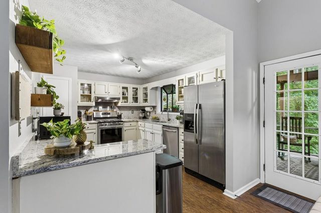 696 Cades Cove Court, Austell, GA 30106