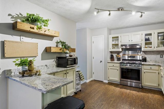 696 Cades Cove Court, Austell, GA 30106
