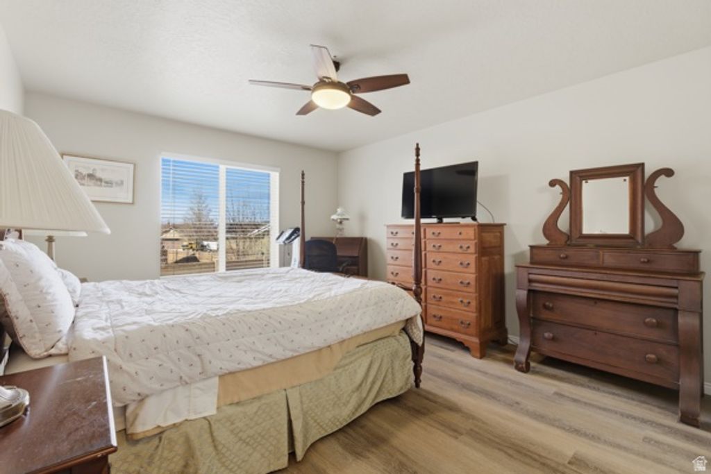 Image 16 of property listing at 5325 S BRIDLE CIR, Oakley, UT 84055