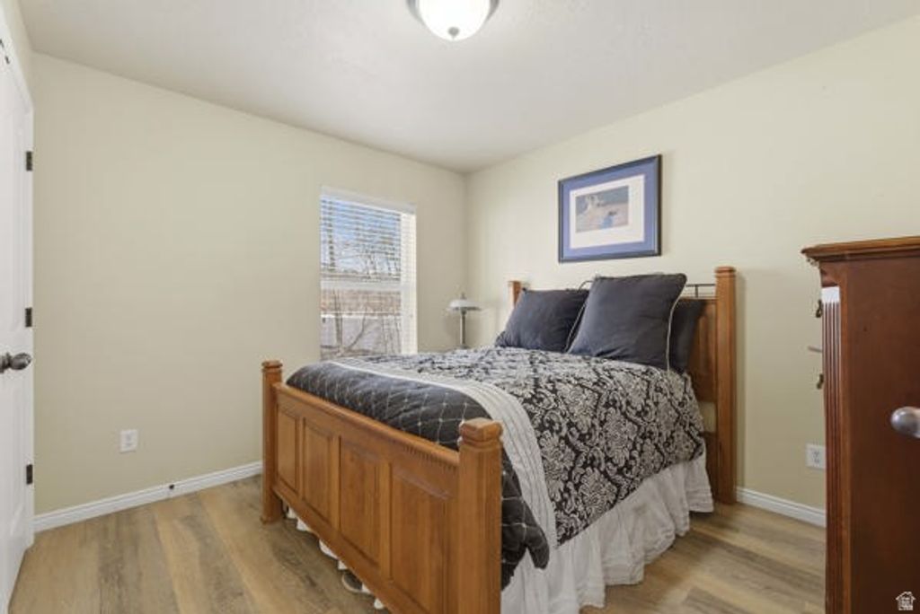 Image 21 of property listing at 5325 S BRIDLE CIR, Oakley, UT 84055