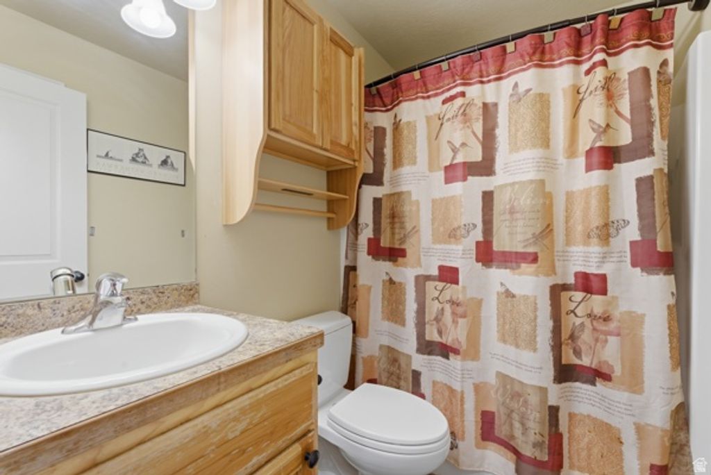 Image 22 of property listing at 5325 S BRIDLE CIR, Oakley, UT 84055