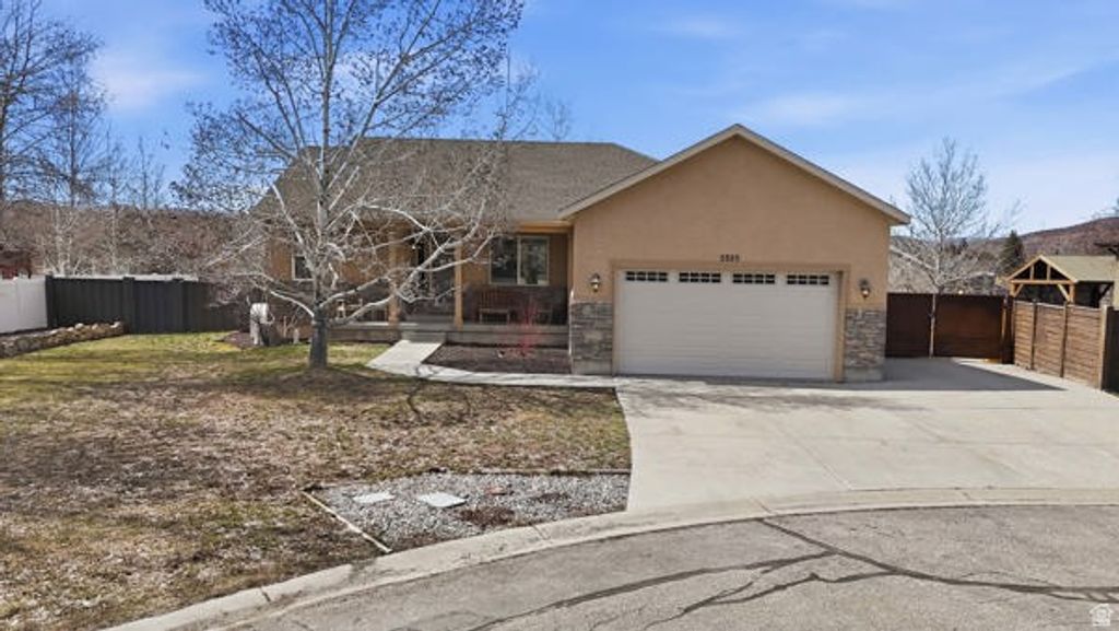 Image 30 of property listing at 5325 S BRIDLE CIR, Oakley, UT 84055