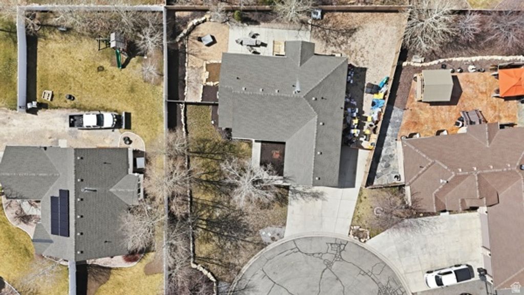 Image 35 of property listing at 5325 S BRIDLE CIR, Oakley, UT 84055